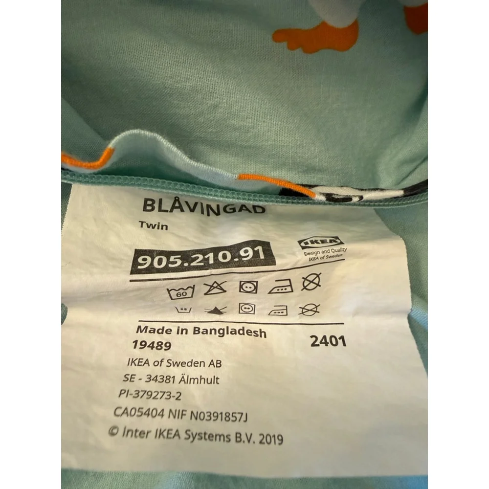 IKEA BLÅVINGAD penguin pattern duvet cover twin size